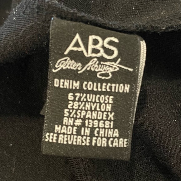 Allen Schwartz ABS Denim Collection Women’s Black Cropped Top Cuff - Picture 6 of 7